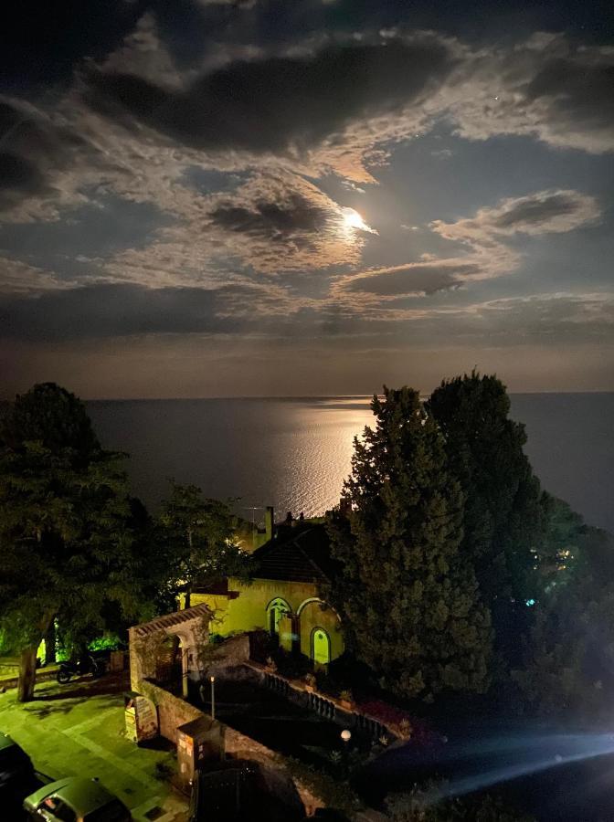 تاورمينا Chiaro Di Luna المظهر الخارجي الصورة